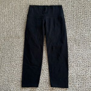 Old Navy Active Black Cropped Legging